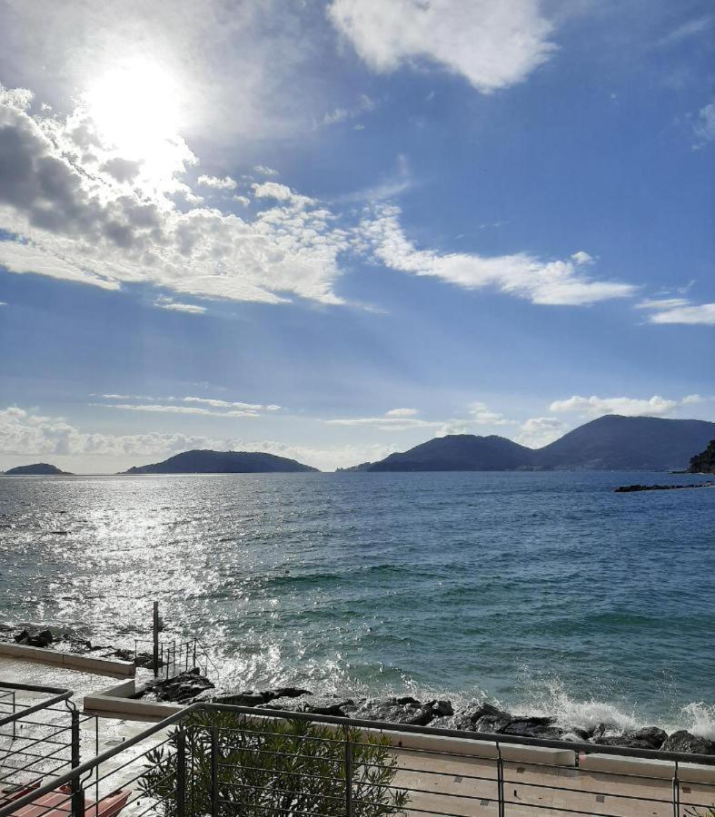 Sea & Culture San Terenzo -Lerici-300 M From The Beach Exterior photo